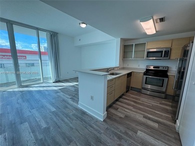 Beach Condo For Sale in Miami, Florida
