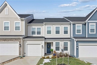 Beach Townhome/Townhouse For Sale in Williamsburg, Virginia