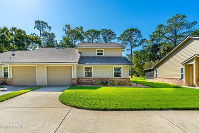 Beach Townhome/Townhouse Sale Pending in Daytona Beach, Florida