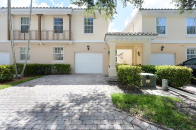 Beach Townhome/Townhouse For Sale in Palm Beach Gardens, Florida