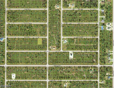 Beach Lot For Sale in Port Charlotte, Florida
