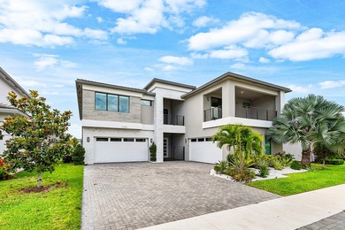 Beach Home For Sale in Boca Raton, Florida
