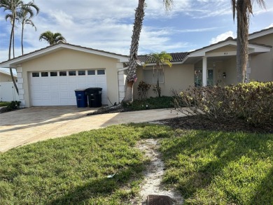 Beach Home Sale Pending in Clearwater Beach, Florida