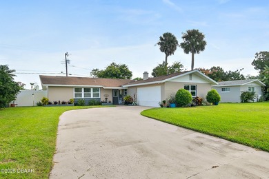 Beach Home Active Under Contract in Daytona Beach, Florida