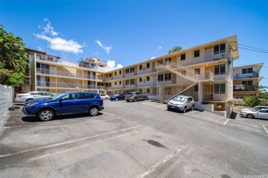 Beach Condo For Sale in Honolulu, Hawaii