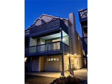 Beach Condo For Sale in Virginia Beach, Virginia