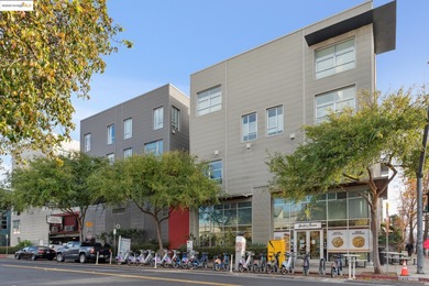 Beach Condo Sale Pending in Emeryville, California