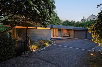 Beach Home For Sale in West Vancouver, British Columbia