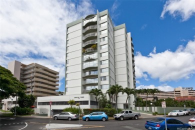 Beach Condo For Sale in Honolulu, Hawaii