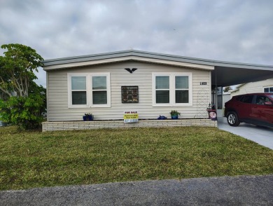 Beach Home For Sale in Nokomis, Florida