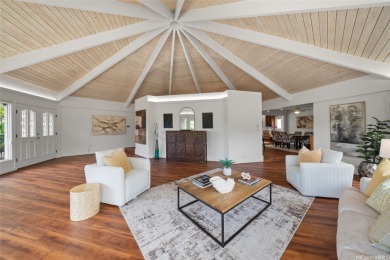 Beach Home For Sale in Honolulu, Hawaii