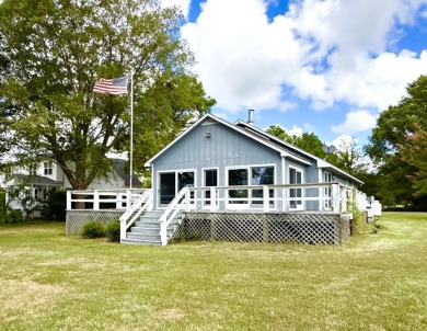 Beach Home For Sale in Heathsville, Virginia