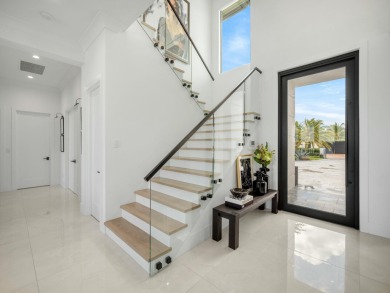 Beach Home For Sale in Jupiter, Florida