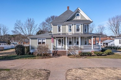 Beach Home For Sale in Reedville, Virginia