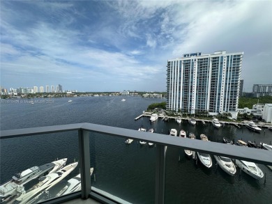 Beach Condo For Sale in North Miami Beach, Florida