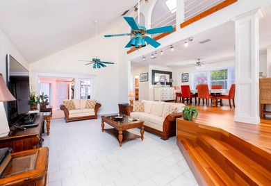 Beach Home For Sale in Plantation Key, Florida