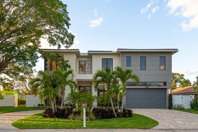 Beach Home For Sale in Boca Raton, Florida