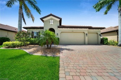 Beach Home For Sale in Fort Myers, Florida