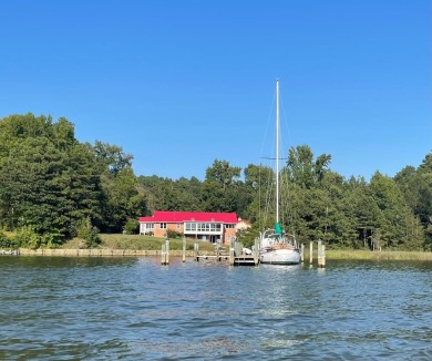 Beach Home For Sale in Lancaster, Virginia