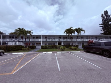Beach Condo For Sale in Deerfield Beach, Florida
