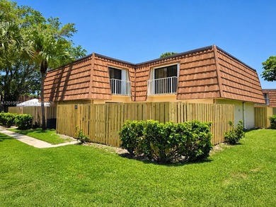 Beach Townhome/Townhouse For Sale in West Palm Beach, Florida