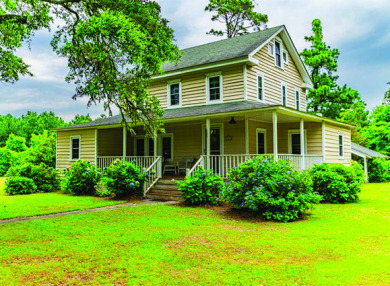 Single Family - Detached, Historic - Manteo, NC Rare opportunity - Beach Home for sale in Manteo, North Carolina on Beachhouse.com