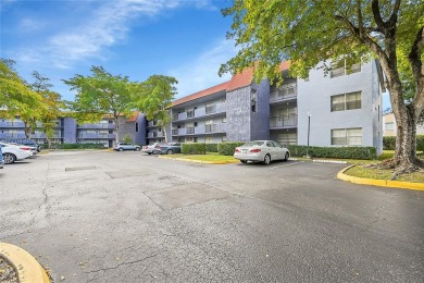 Beach Condo For Sale in Tamarac, Florida