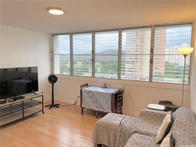 Beach Condo For Sale in Honolulu, Hawaii