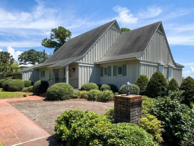 Beach Home For Sale in Apalachicola, Florida