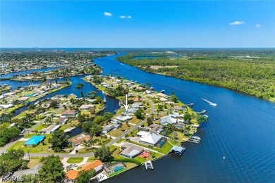 Beach Home For Sale in Fort Myers, Florida