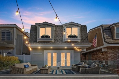 Beach Home For Sale in Huntington Beach, California