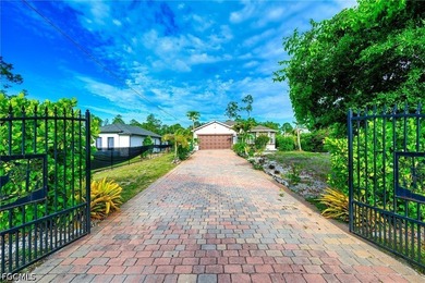 Beach Home For Sale in Naples, Florida