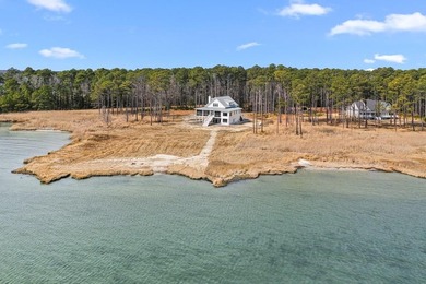Beach Home For Sale in Kilmarnock, Virginia
