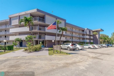 Beach Condo For Sale in Lauderdale Lakes, Florida