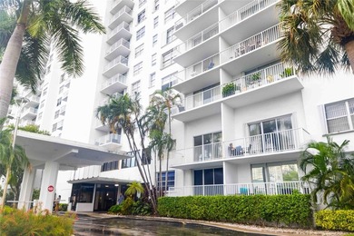 Beach Condo Sale Pending in Aventura, Florida