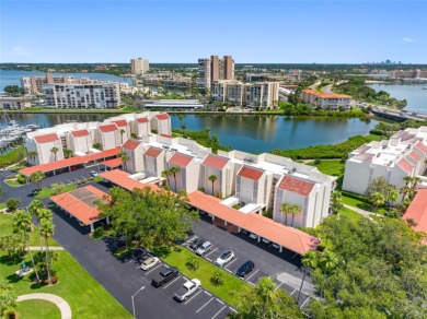 Beach Condo For Sale in South Pasadena, Florida