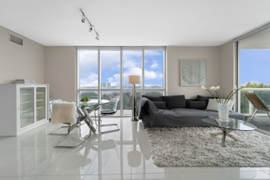 Beach Condo For Sale in Miami, Florida