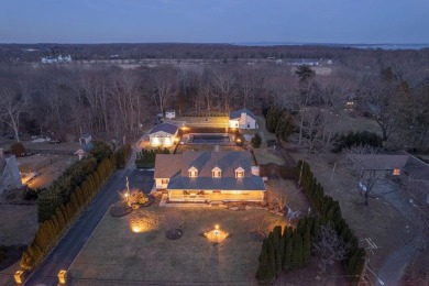 Beach Home For Sale in Mattituck, New York