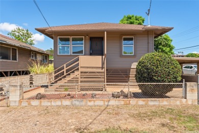 Beach Home For Sale in Aiea, Hawaii