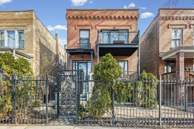 Beach Home For Sale in Chicago, Illinois
