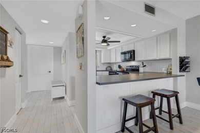 Beach Condo Sale Pending in Fort Myers, Florida
