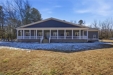 Beach Home For Sale in Gloucester, Virginia