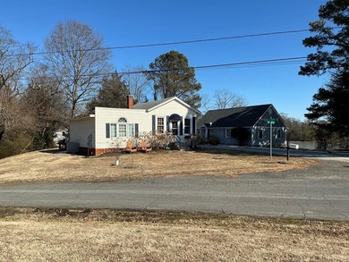 Beach Home For Sale in Callao, Virginia