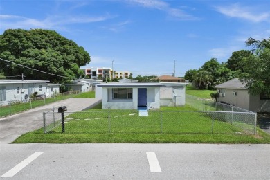 Beach Home Active Under Contract in Pompano Beach, Florida