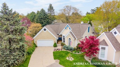Condo For Sale in Holland image photo picture