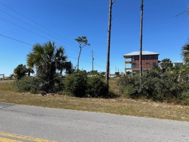 Beach Lot Sale Pending in Port St Joe, Florida