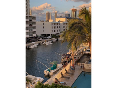 Beach Condo For Sale in North Miami Beach, Florida