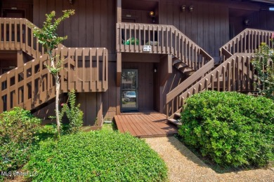 Beach Condo For Sale in Diamondhead, Mississippi