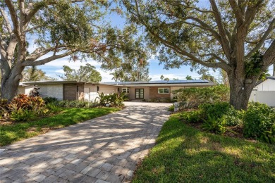 Beach Home For Sale in St. Petersburg, Florida