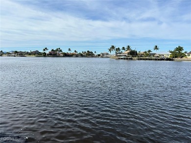 Beach Lot For Sale in Cape Coral, Florida